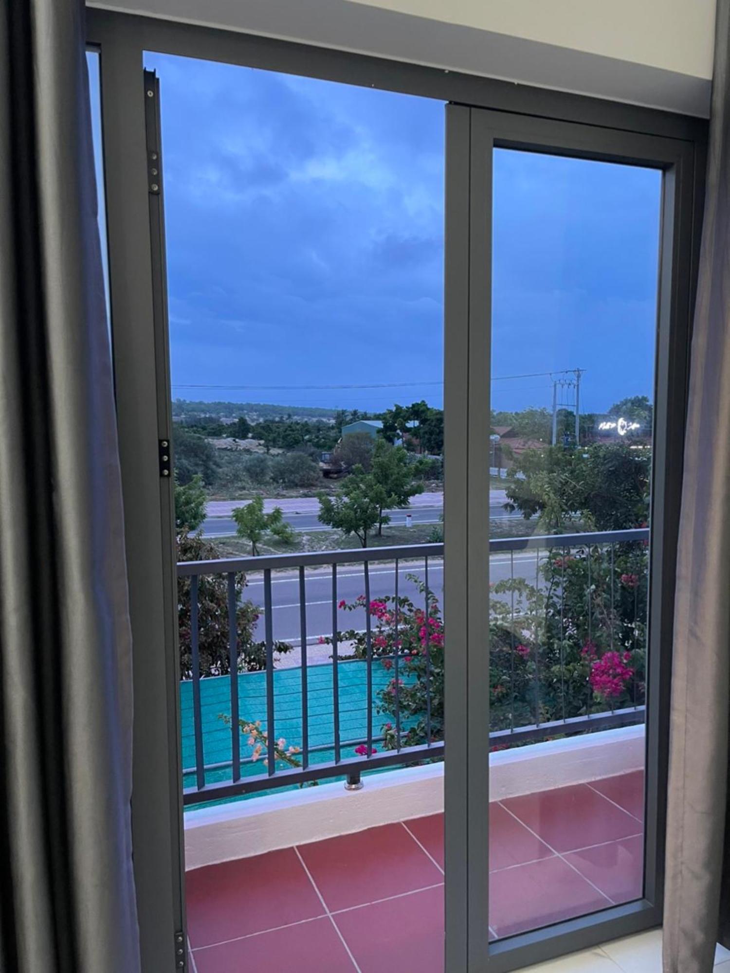 Duc Luu Quang Hotel Binh Thuan Tuy Phong Exterior foto