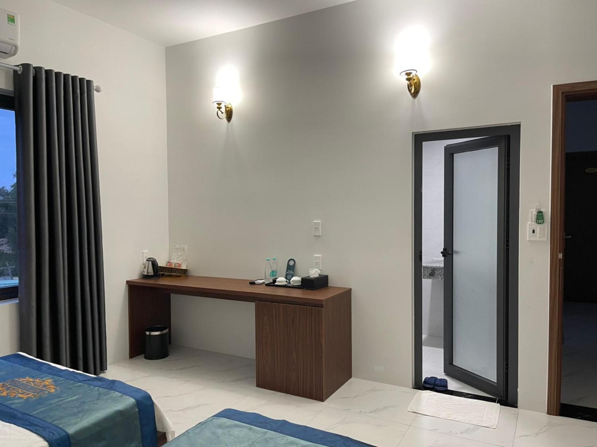Duc Luu Quang Hotel Binh Thuan Tuy Phong Exterior foto